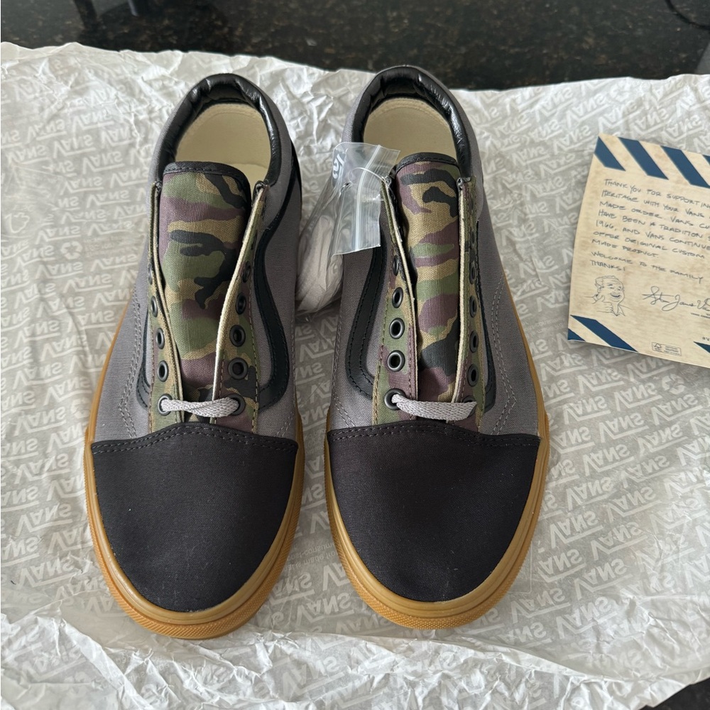 NEW WITH TAGS. NEVER WORN